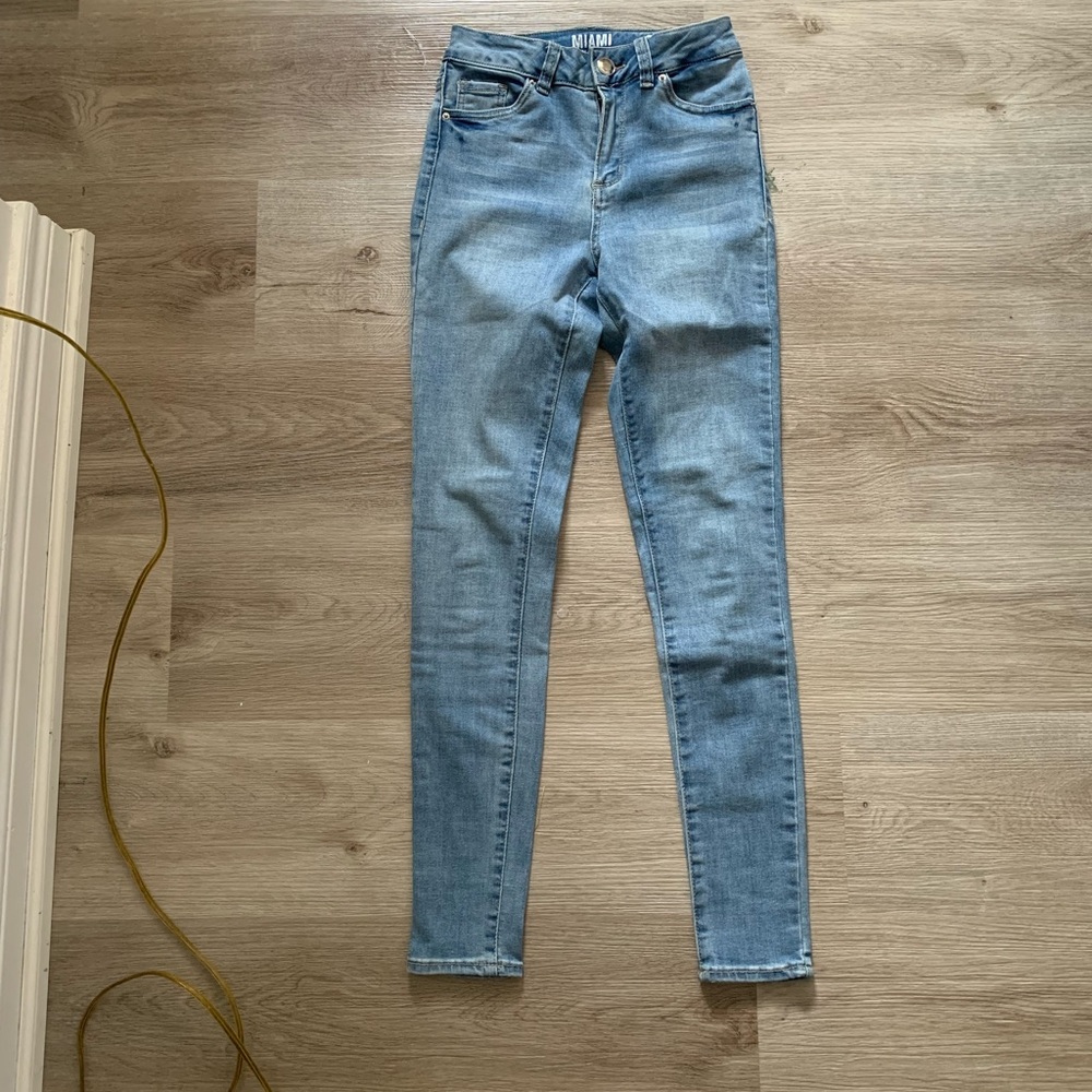 Jean pants